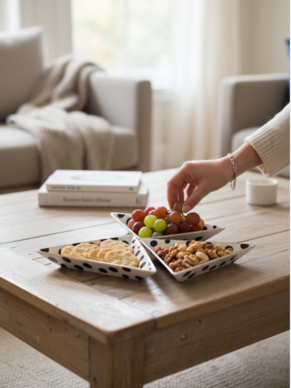 Triangle Divided Serving Tray Set of 3 w/ Stand Black White Polka Dot Porlien